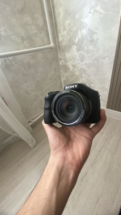 Sony Cyber-shot DSC-H300