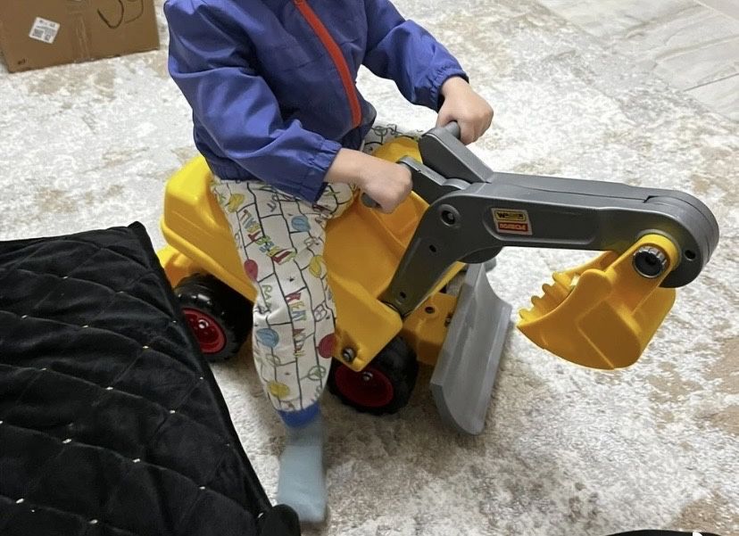 Экскаватор ( полесье)