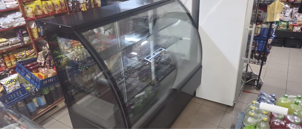 Vitrină frigorifică profesională Tecnodom EVO150V – 150 cm – HORECA