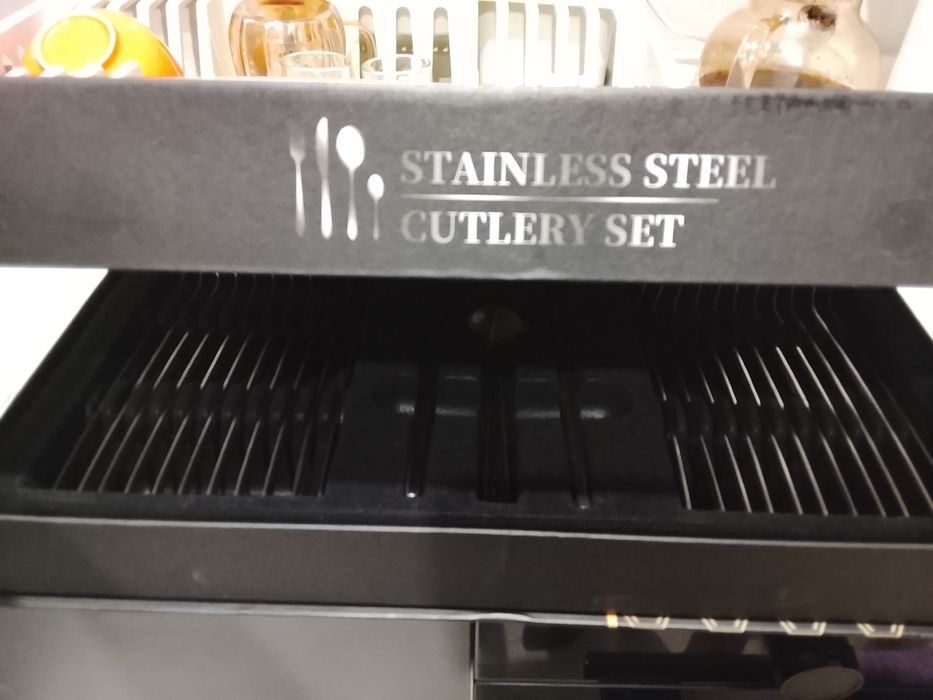 Набор столовых приборов