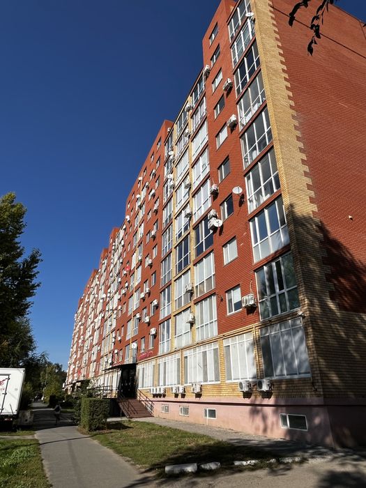 Продам 3 комн квартиру в районе жд вокзала
