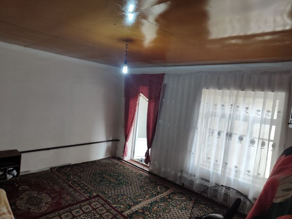 Sirochna sotiladi Eshonguzar o'ra tepa maxallada