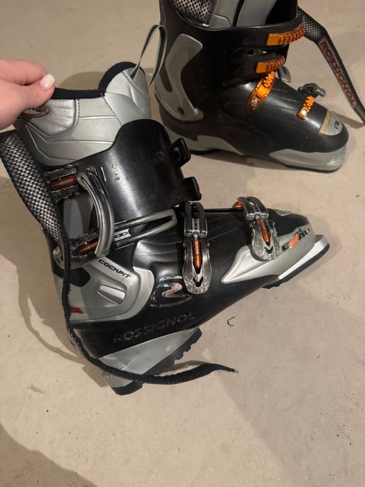 Ски, ски обувки + щеки
