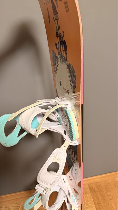 Snowboard Nikita Sideway Sista 148 + Legaturi Burton Stiletto L