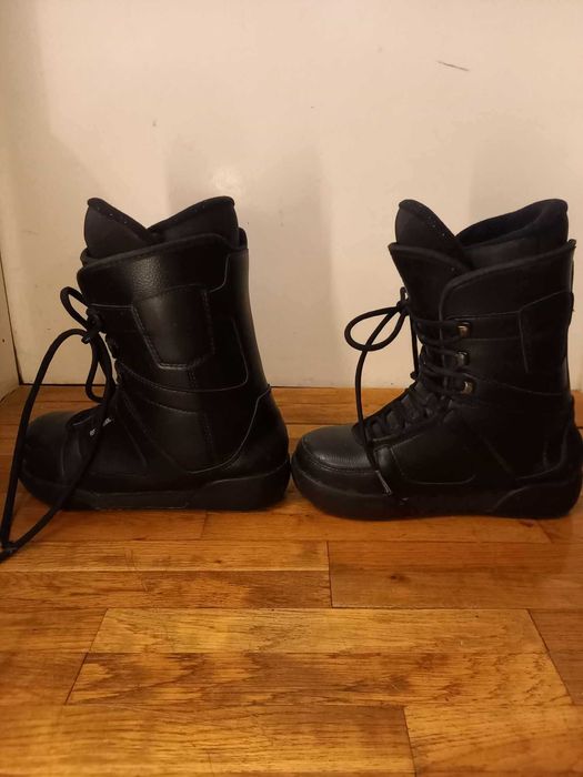 Скиорски обувки Scarpa и сноуборд обувки rossignol