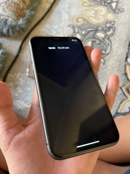 iPhone 11 с гарантии
