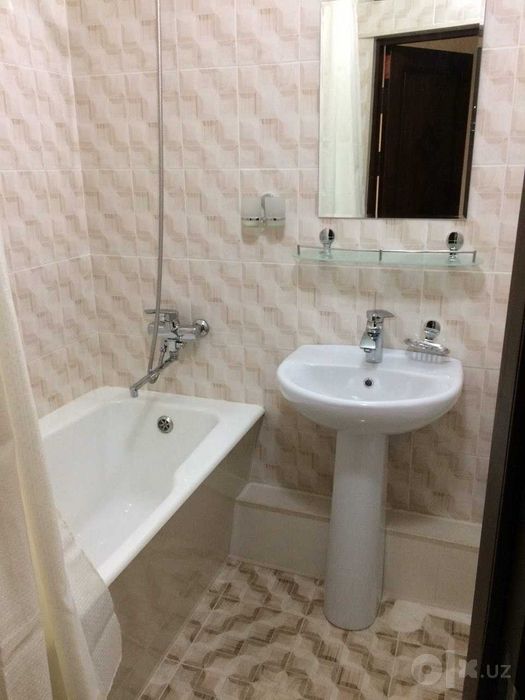 Cдается своя 1 комнатная кв. в центре! Ц-4 ! Ориентир PLOV LOUNG