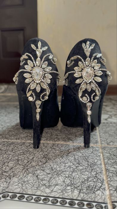 Туфли новые женские