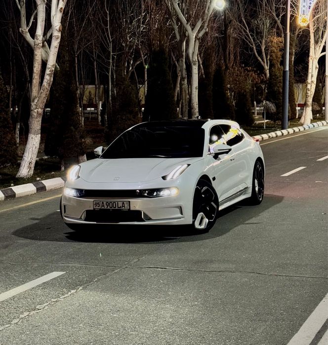 Zeekr 001. 3.2 sekund