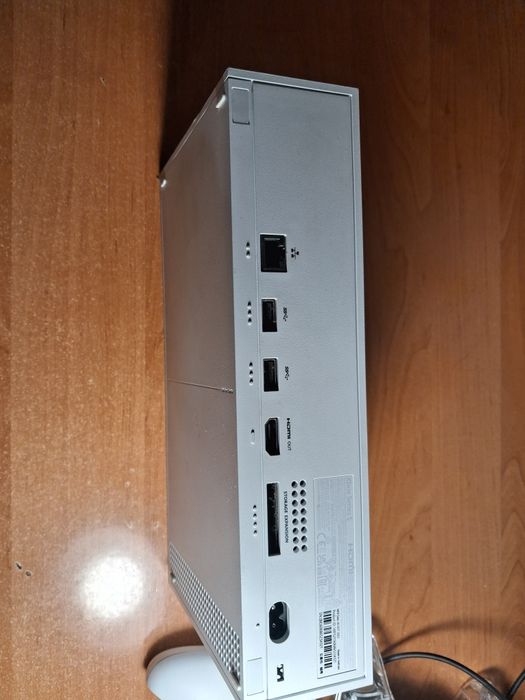 Xbox series s.                .