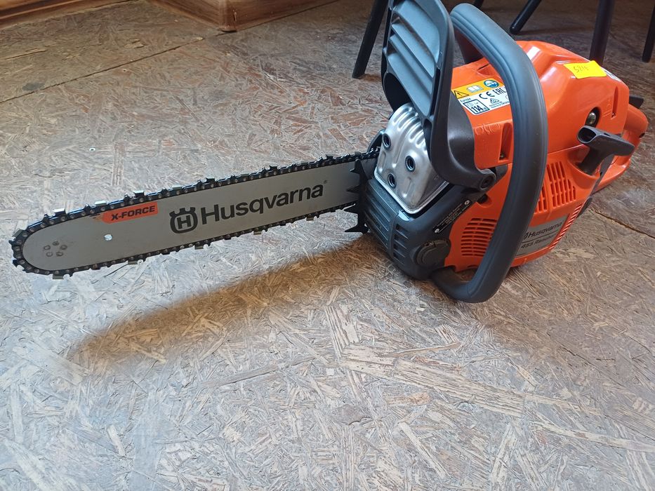 Нов бензинов трион  Husqvarna 455