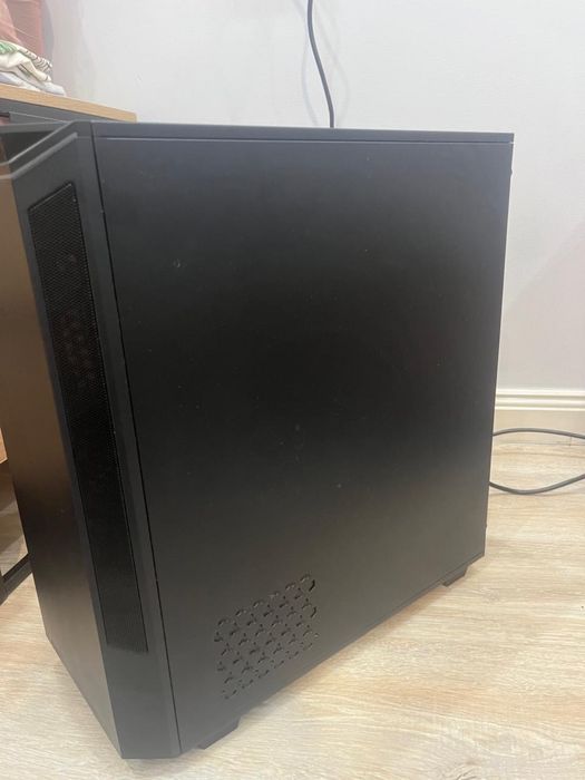 Продаю настольный игровой компьютер. СРОЧНО