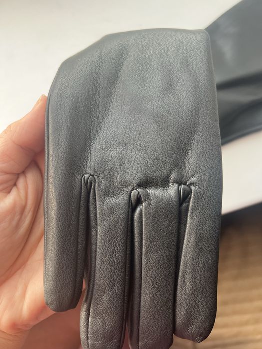Продам кожаные перчатки