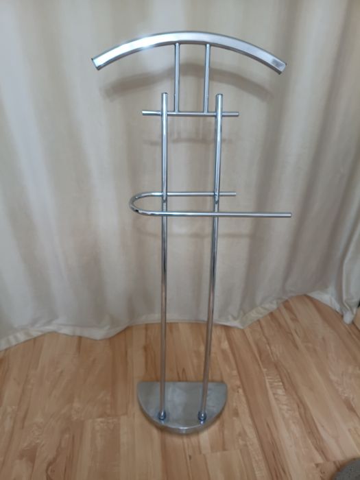 Вешалка напольная