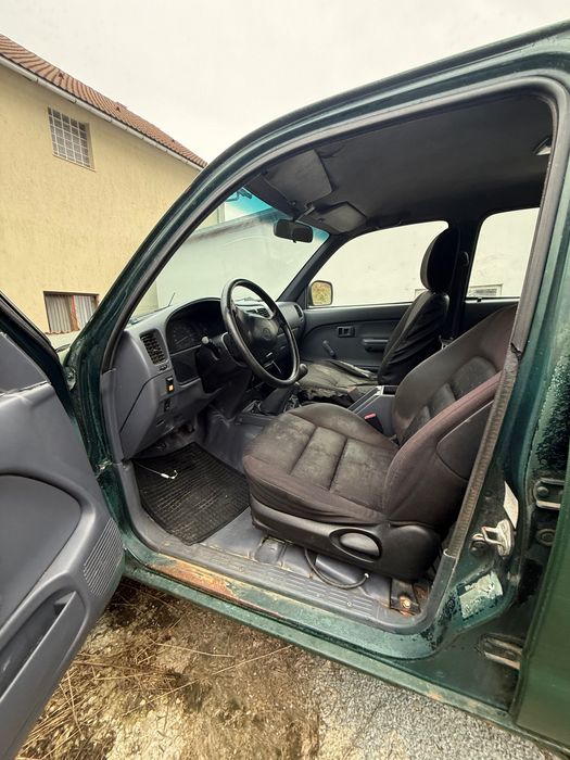 TOYOTA Hilux 2005 — imagine 3