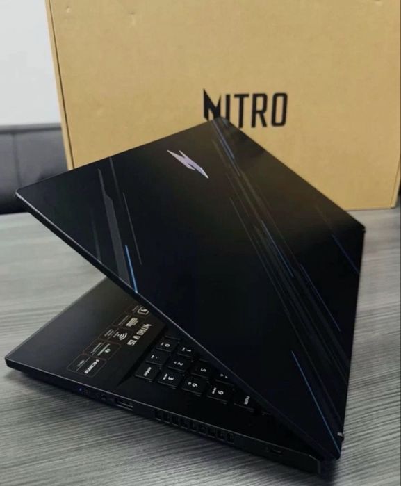 Игровой ноутбук Acer Nitro V15