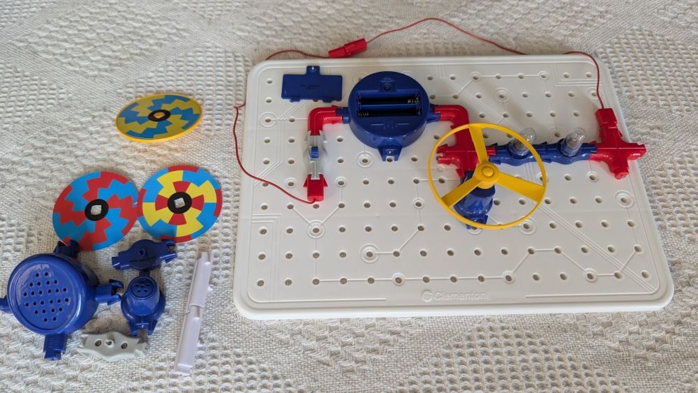 Образователна STEM игра Clementoni electricity / Клементони Електричество