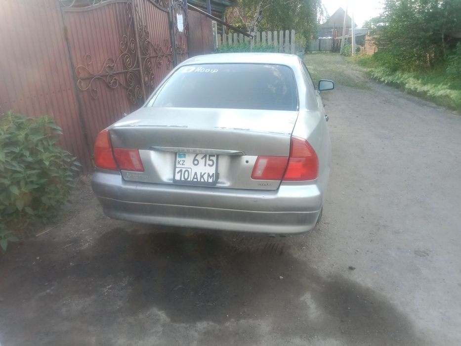 Продам Мицубиси диамант