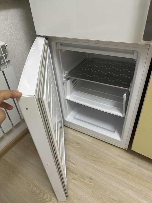 холодильник индезит  за 15000