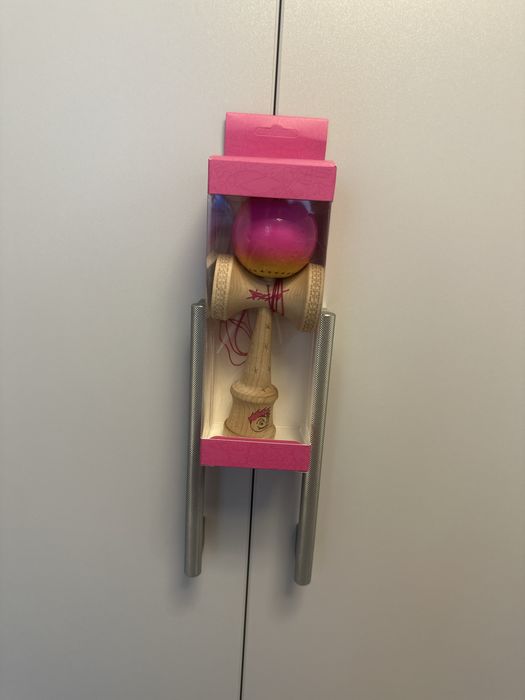 Kendama Bisoi roz