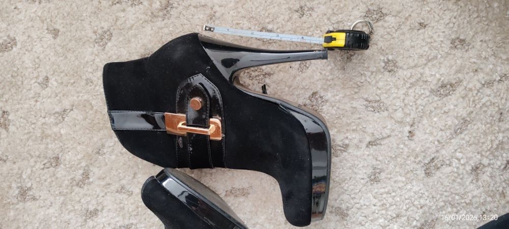 Botine elegante număr mic