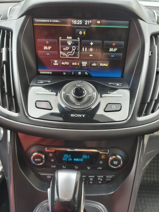 Ford Kuga an 2016 unic proprietar