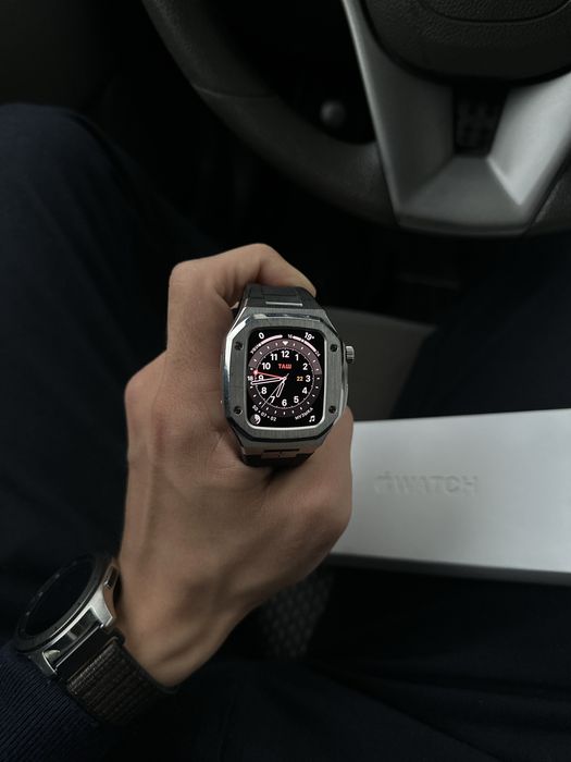 Apple Iwatch series 6, + Golden Concept