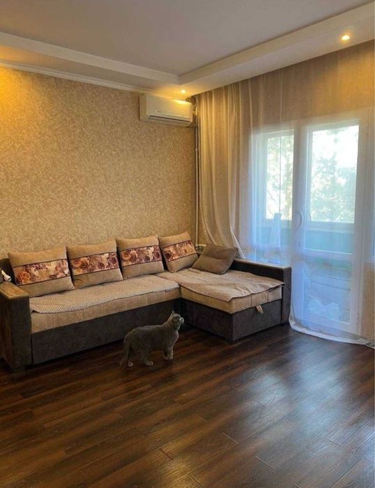 Нукусская. 2комн. 6этаж.  С обстановкой.  60м2