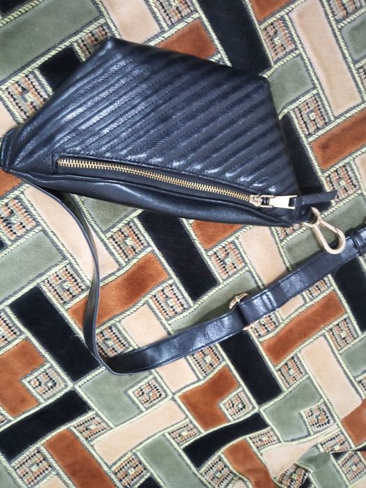 Сумка продам сатамын