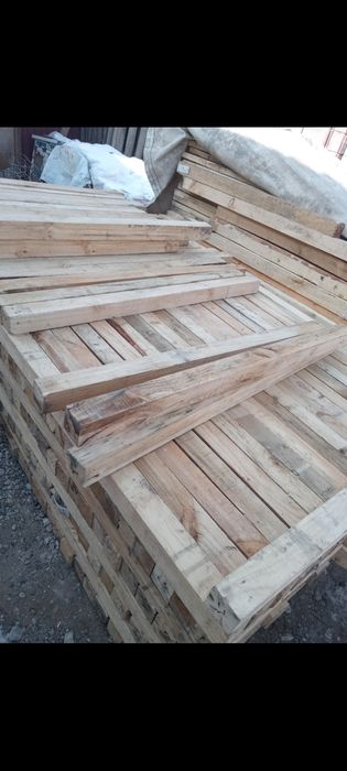 Брус кругляктар сатылады.