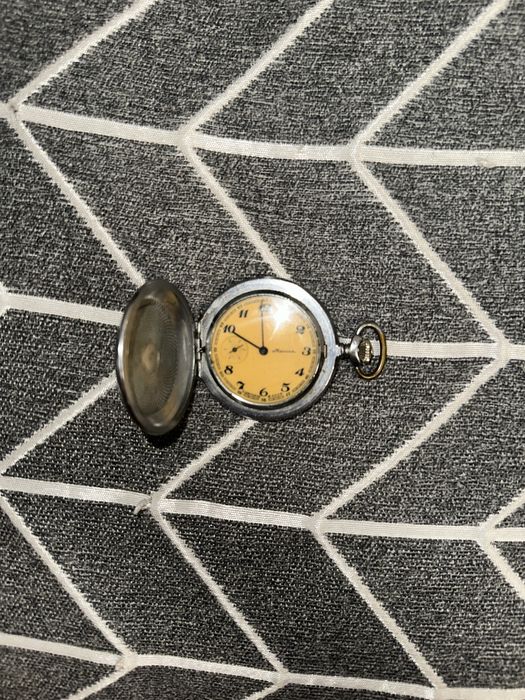 Часы Молния карманные