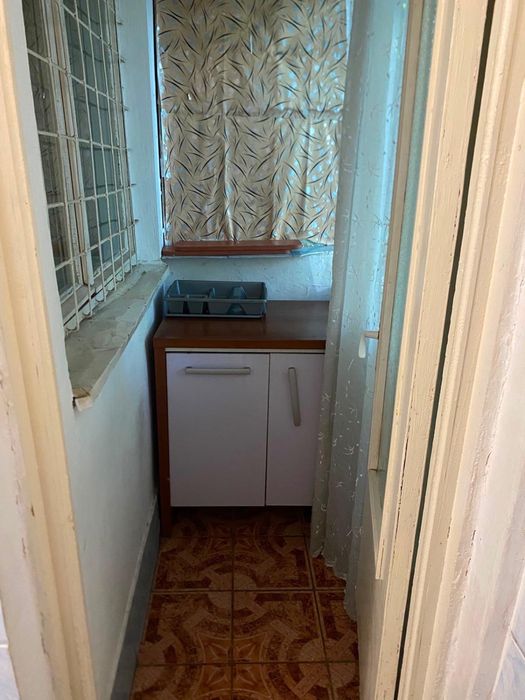 Inchiriez garsoniera in zona Tudor Vladimirescu!