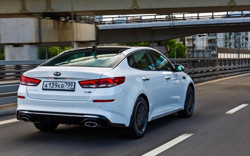 Бампер передний kia optima 2016/2018 год