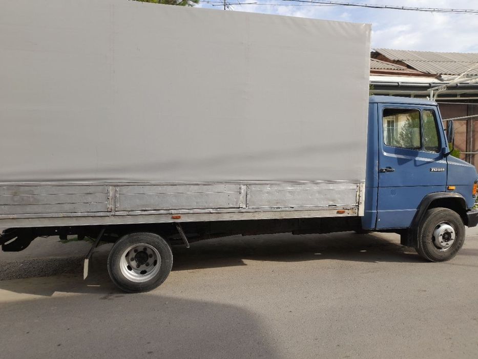 Мерседес 709 д сотилади