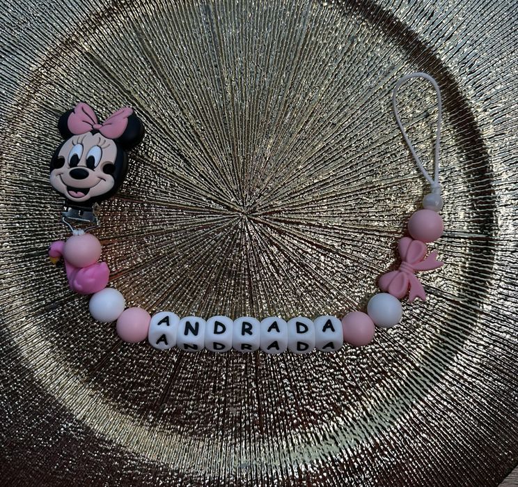 Lantisoare pentru suzeta bebelusului