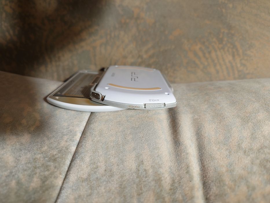 Consola Sony PSP GO White + adaptor usb C