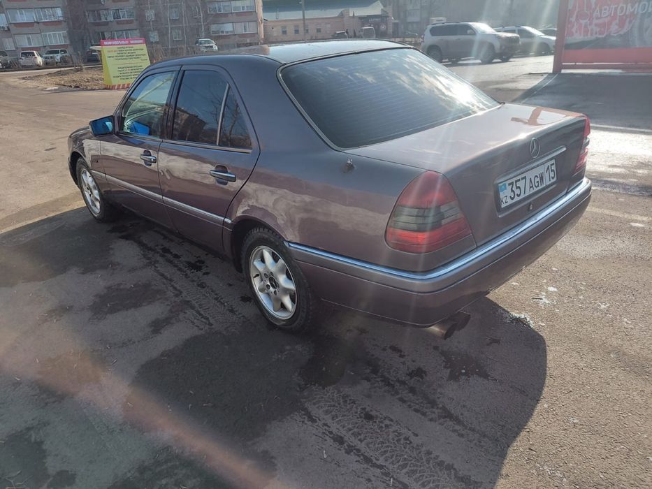 Продам живого мерса