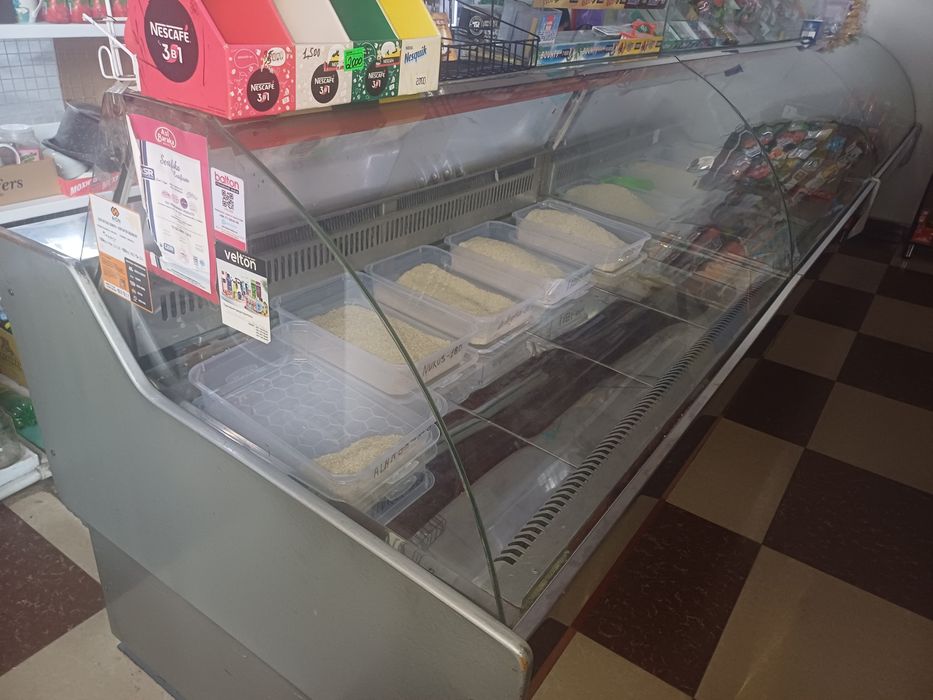 Холодильник витрина