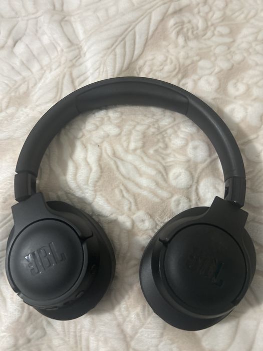 Продам JBL 760 TUNE NC