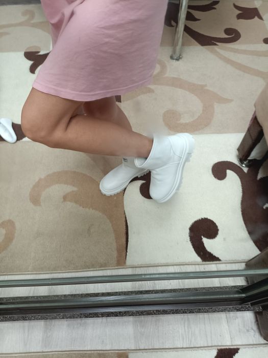 Полу ботинки зима новые 39