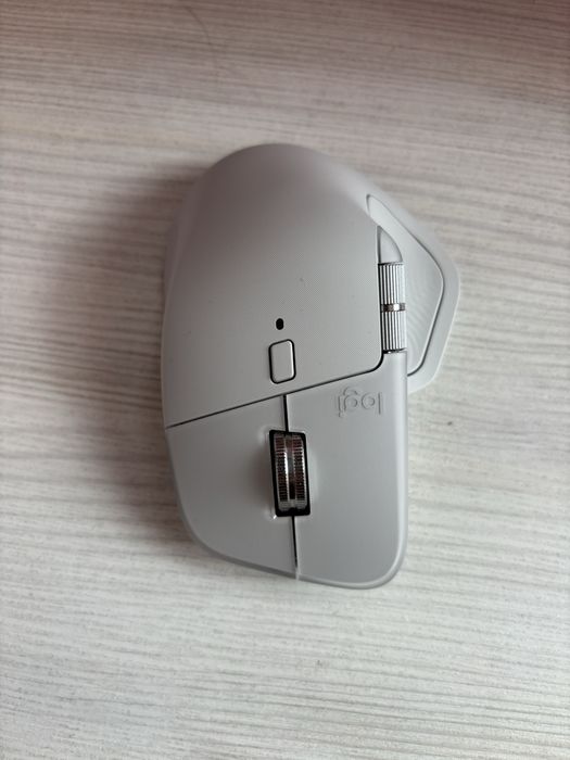 Logitech MX Master 4 Pale Gray