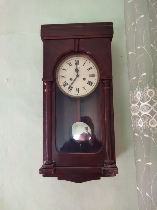 Часы маятниковым..