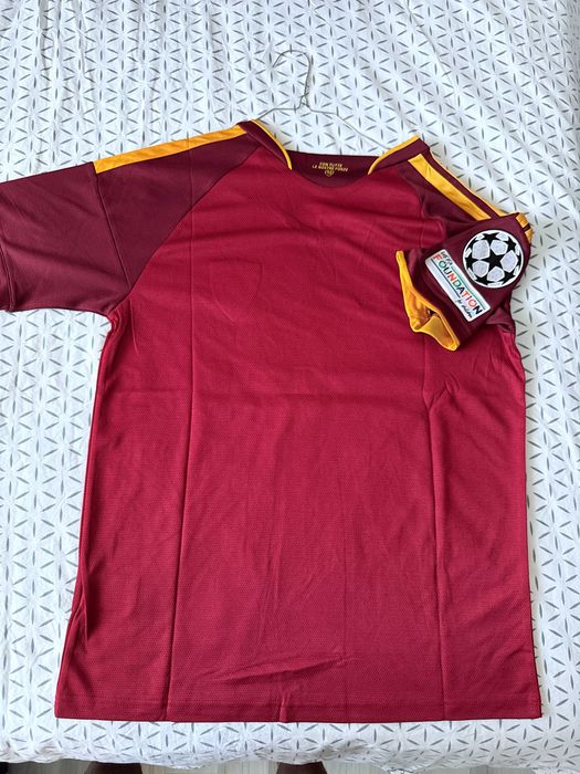 Tricou Roma home rosu 2026-2027 sezonul nou cu badge champions league