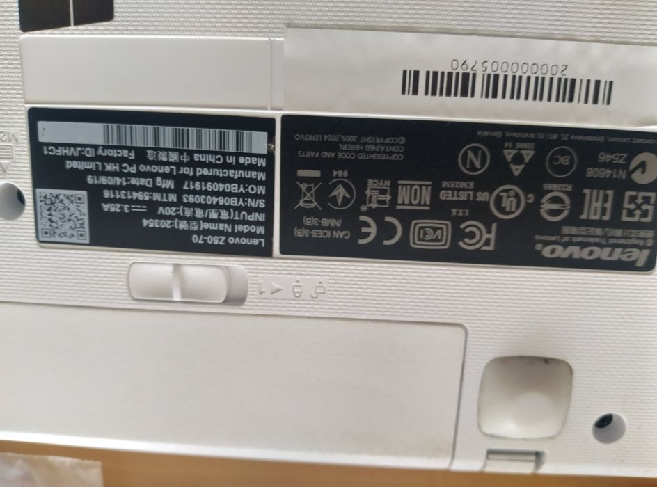 Lenovo Z50-70 i7-4500U 8 GB 128GB GeForce 840M