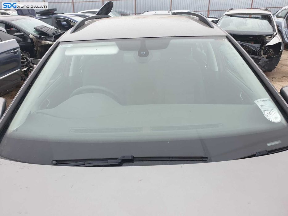 Parbriz Geam Sticla cu Senzor Ploaie Lumini Fara Incalzire Degivrare Volkswagen Golf 7 Break Variant Combi 2013 - 2017 [C5025]