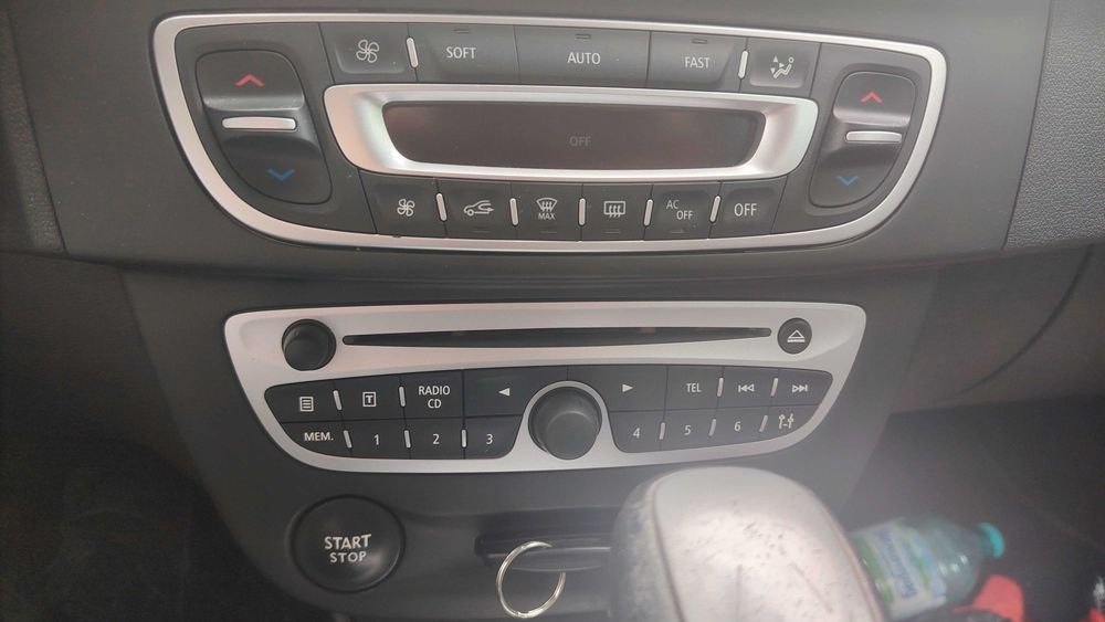 Renault Megane Bose Edition 1.5 dCi 2012г. Автоматик
