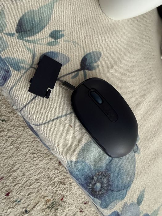 Безжична Мишка Microsoft 1850