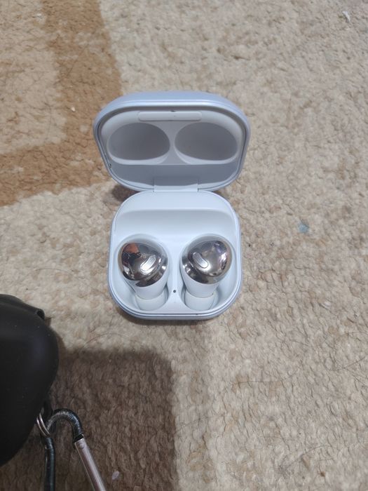 Наушники Galaxy buds Pro