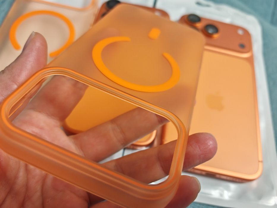 IPhone 17 Pro,iPhone 17 Pro Max  Magsafe Go Orange кейс