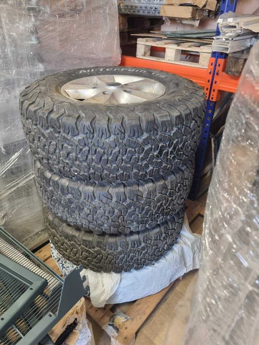 BFGoodrich All-Terrain T/A KO2 275/70 R16 + джанти